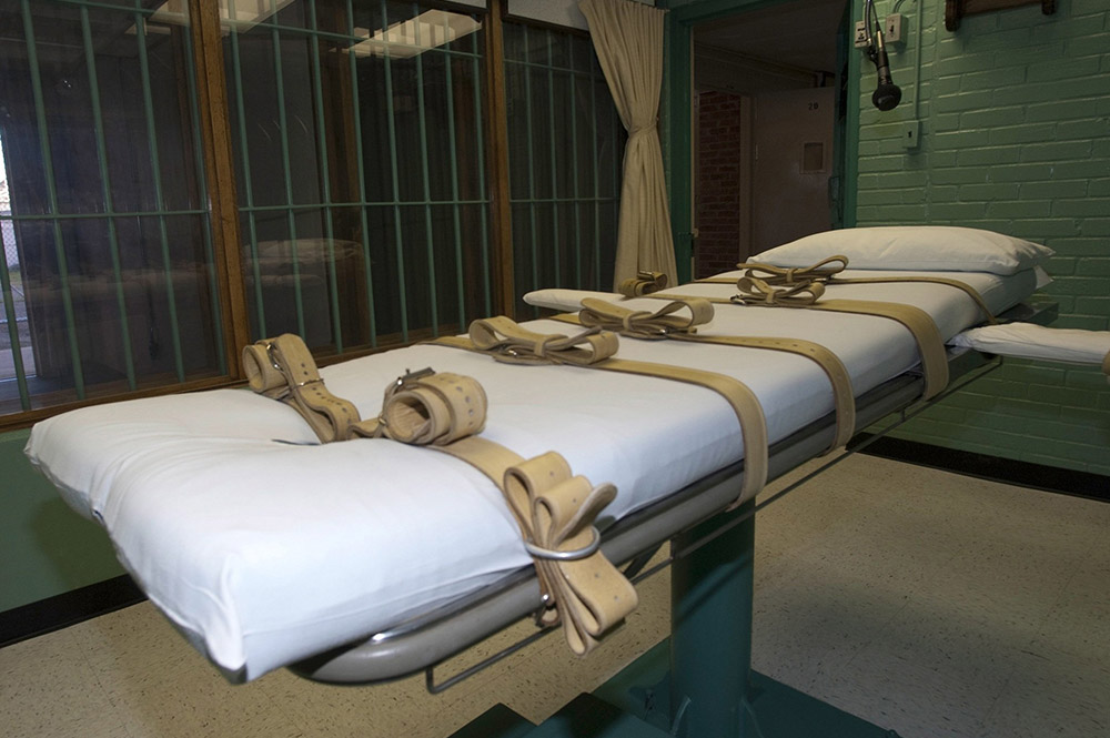 Death row inmates have right to pastor s touch in execution